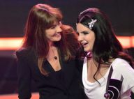 Carla Bruni ravissante avec Lana Del Rey... loin de son homme en pleine tempête