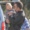 Jennifer Garner et Ben Affleck ont emmené leur petite famille, Violet, Seraphina et Samuel faire des courses à Brentwood, le 24 mars 2013