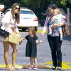 Alessandra Ambrosio et ses enfants Noah et Anja font du shopping à Brentwood, le 24 mars 2013.