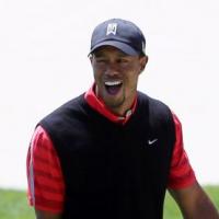 Tiger Woods : A nouveau N°1 mondial et amoureux, il revit après sa période noire
