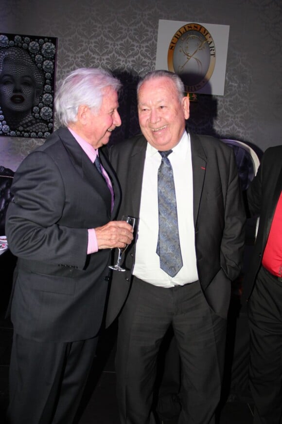 Just Fontaine et Michel Hidalgo pour ses 80 ans lors d'une soirée au Palais Maillot à Paris le 25 mars 2013 - Exclusif