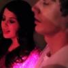 Ashley Benson et James Franco parodient un tube de Selena Gomez.