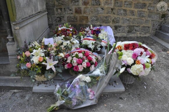 Obsèques de l'écrivain et éditeur Jean-Marc Roberts au cimetière Montmartre à Paris le 29 mars 2013.