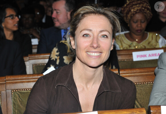 Anne-Sophie Lapix à al sorbonne, le 28 mars 2013, pour le Prix L'Oréal.