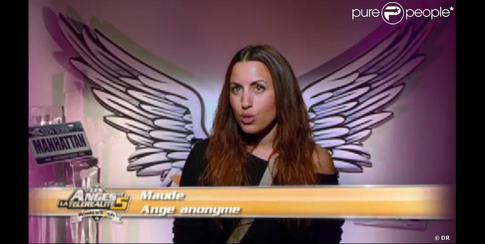 Maude dans Les Anges de la télé-réalité 5 sur NRJ 12 le lundi 1er avril 2013