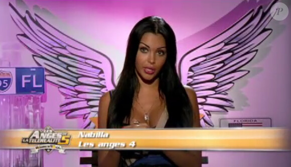 Nabilla dans Les Anges de la télé-réalité 5 sur NRJ 12 le lundi 1er avril 2013