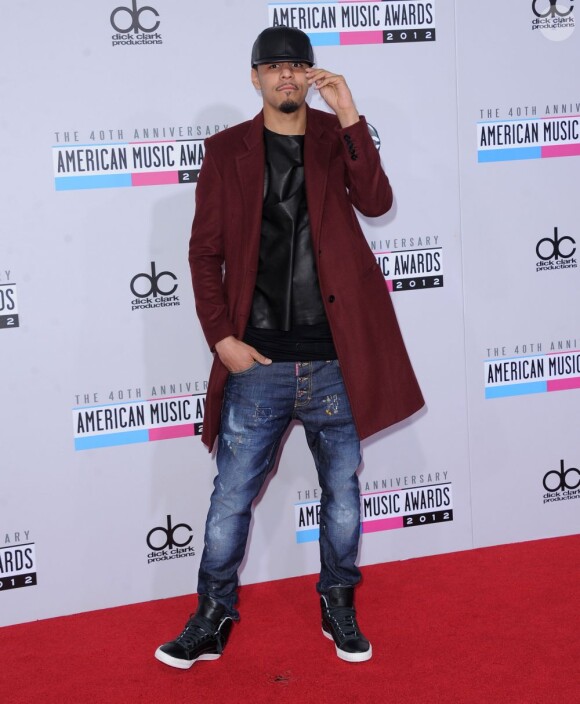Le rappeur J. Cole à Los Angeles pour les American Music Awards en novembre 2012.