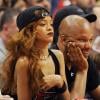Rihanna a assisté avec un ami à elle au match de NBA qui a opposé les Lakers et les Clippers. Dimanche 7 avril au Staples Center à Los Angeles.