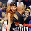 Rihanna a assisté au match de NBA qui a opposé les Lakers et les Clippers. Dimanche 7 avril au Staples Center à Los Angeles.