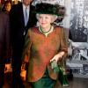 La reine Beatrix des Pays-Bas, très lookée, inaugurant le Musée Philips à Eindhoven le 5 avril 2013