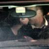 Ruby Rubacuori et son mari Luca rentrent chez eux après être allés manger dans un restaurant à Milan le 14 avril 2013.