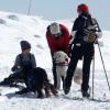 Le prince Haakon de Norvège, son épouse la princesse Mette-Marit et leurs enfants la princesse Ingrid Alexandra et le prince Sverre Magnus ont pris la pose pour les photographes le 13 avril 2013 à Beitostolen, et se sont amusés en marge de la course Ridderrennet, événement dédié aux personnes handicapées.