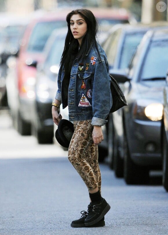 Lourdes Leon strolling à New York le 3 avril 2012.