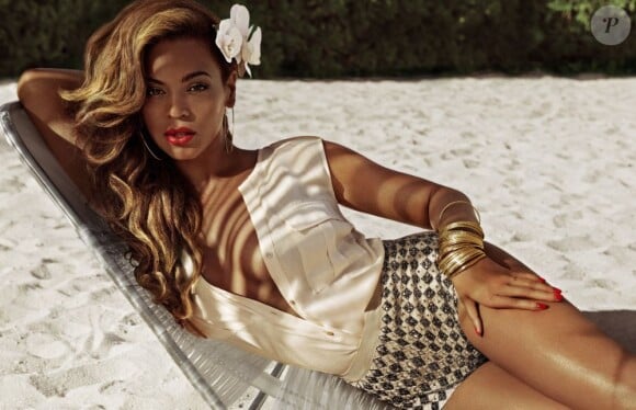 Premier visuel de Beyoncé Knowles qui a pris la pose pour la collection été de la marque H&M