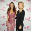 Elizabeth Hurley et Kate Hudson à la soirée de charité Hot Pink Party organisée par la fondation The Breast Cancer Research qui collecte des fonds pour la recherche sur le cancer du sein. A New York, le 17 avril 2013.