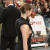 Rebecca Hall arrive, sexy, à la première d'Iron Man 3 à l'Odeon Leicester Square, Londres, le 18 avril 2013.