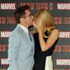 Robert Downey Jr. et Gwyneth Paltrow au photocall du film Iron Man 3 à l'hotel Dorchester à Londres le 17 avril 2013.