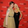 Lena Dunham et Christina Aguilera sur le tapis rouge du gala organisé par le magazine Time, à New York le 23 avril 2013.