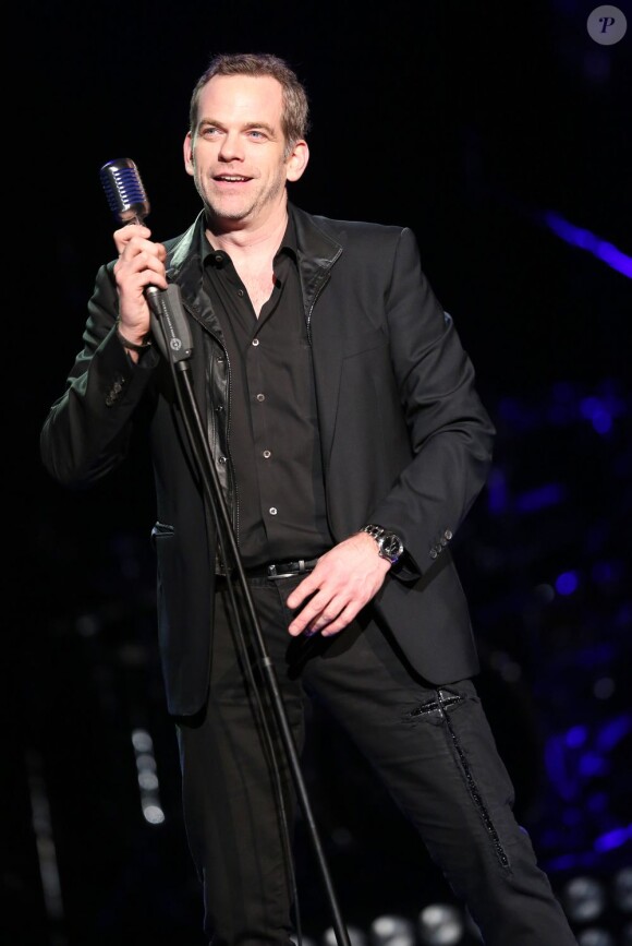 Garou sur la scène de l'Olympia à Paris, le 30 janvier 2013.