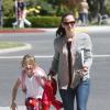 Jennifer Garner va chercher sa fille Violet à l'école, à Los Angeles, le 26 avril 2013.