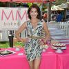Teri Hatcher, hôtesse de charme d'un vide-grenier de célébrités, à Glendale, Los Angeles, le 27 avril 2013 - Quel corps à 48 ans !