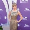 Taylor Swift pose à la 48e soirée anuelle Academy Of Country Music Awards à Las Vegas, le 7 avril 2013.