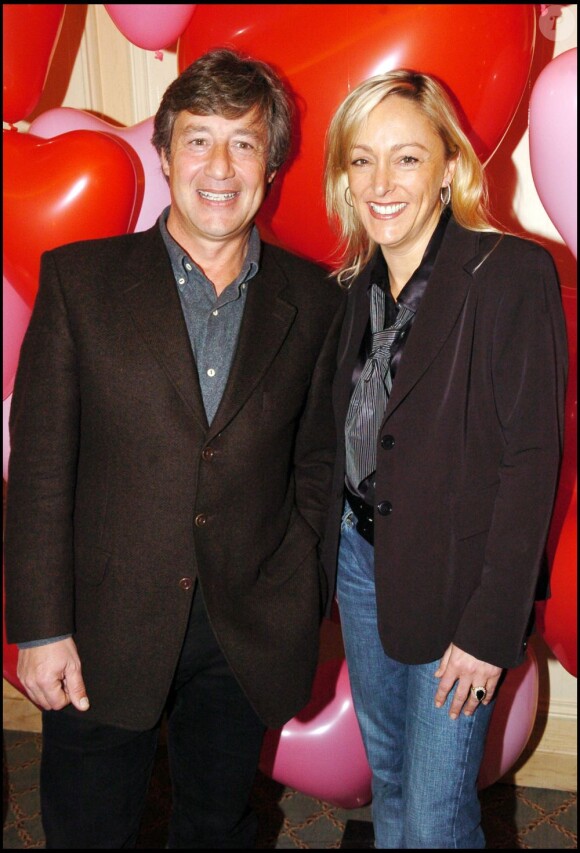 Patrick Sabatier et sa femme en 2005.