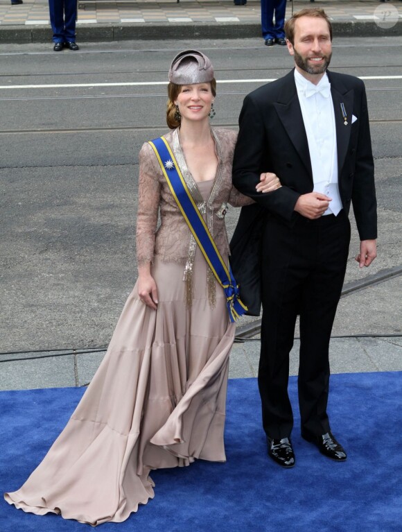 La princesse Margarita de Bourbon-Parme et Tjalling ten Cate à la prestation de serment du roi Willem-Alexander des Pays-Bas, le 30 avril 2013 à la Nouvelle Eglise (Nieuwe Kerk) d'Amsterdam.