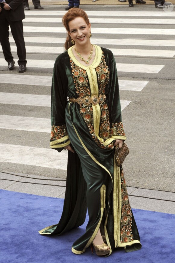 La princesse Lalla Salma du Maroc éblouissante pour la prestation de serment du roi Willem-Alexander des Pays-Bas, le 30 avril 2013 à la Nouvelle Eglise (Nieuwe Kerk) d'Amsterdam.
