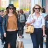Behati Prinsloo et Candice Swanepoel font du shopping à New York, le 1er mai 2013.
