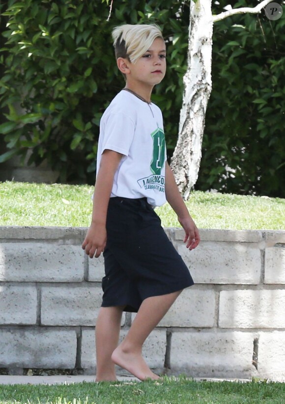 Kingston, le fils aîné de Gwen Stefani et Gavin Rossdale, dans le quartier de Sherman Oaks à Los Angeles, le 3 mai 2013.