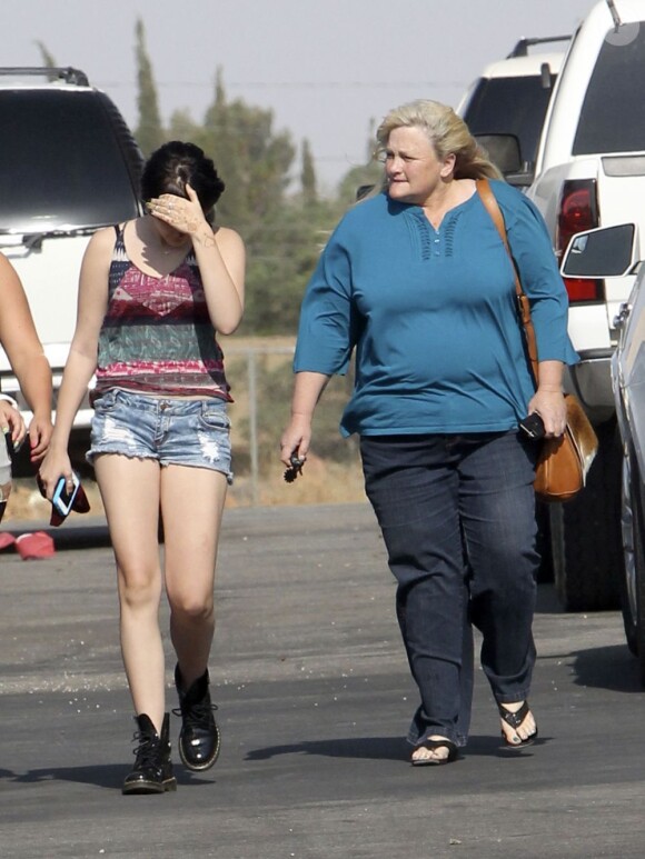 Paris Jackson a passé du temps avec sa mère Debbie Rowe à Temecula en Californie, le 4 mai 2013.