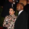 Kim Kardashian et Kanye West assistent au gala "Punk: Chaos to Couture" du Costume Institute au Metropolitan Museum of Art. New York, le 6 mai 2013.