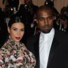 Kim Kardashian et Kanye West, tous deux habillés en Givenchy par Riccardo Tisci, assistent au gala "Punk: Chaos to Couture" du Costume Institute au Metropolitan Museum of Art. New York, le 6 mai 2013.