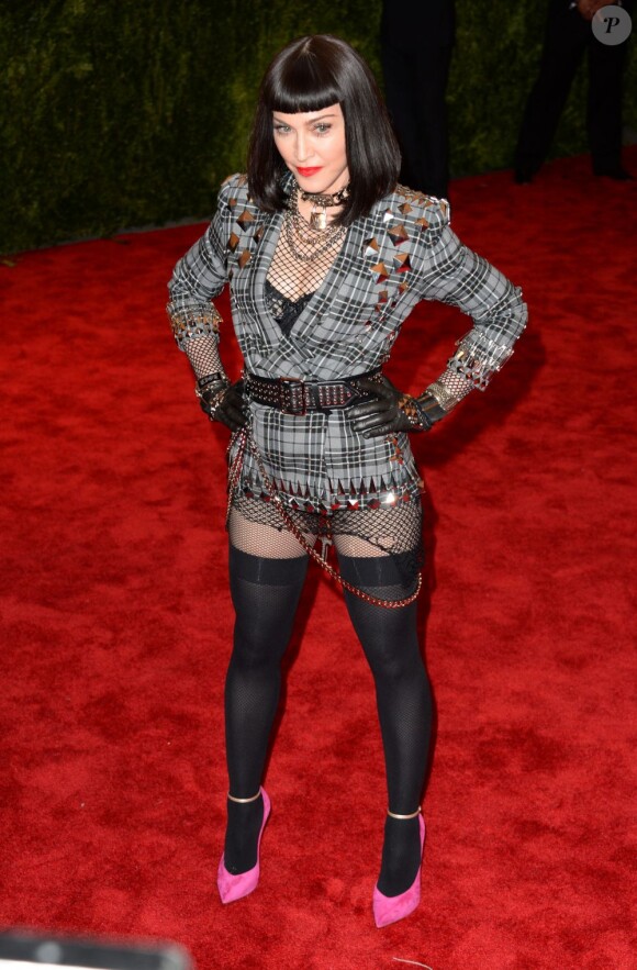 Madonna sur le tapis rouge du MET Ball le 6 mai 2013 à New York