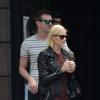 L'actrice Jaime King, enceinte et son mari Kyle Newman sortent de leur hôtel à New York, le 7 mai 2013.