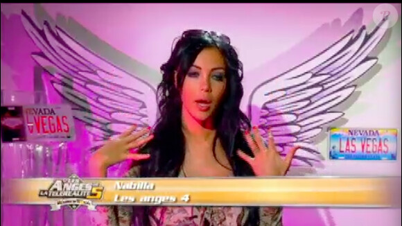 Nabilla se prépare dans les Anges de la télé-réalité 5, jeudi 9 mai 2013 sur NRJ12