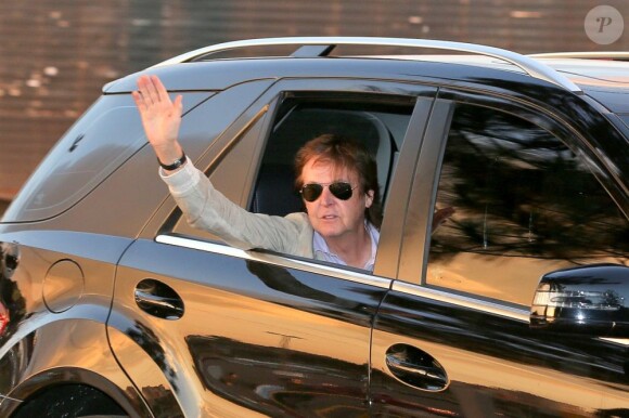 Paul McCartney arrive dans le ville de Goiânia au Brésil, le 6 mai 2013.