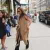 Victoria Beckham s'autorise une séance shopping chez Prada