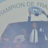 Les joueurs du PSG fêtent le titre de Champion de France au Trocadero à Paris le 13 mai 2013.