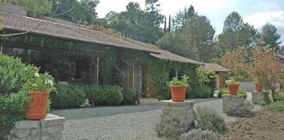 L'acteur américain de 32 ans, Chris Pine, s'est offert une sublime maison pour 3,1 millions de dollars à Los Angeles.