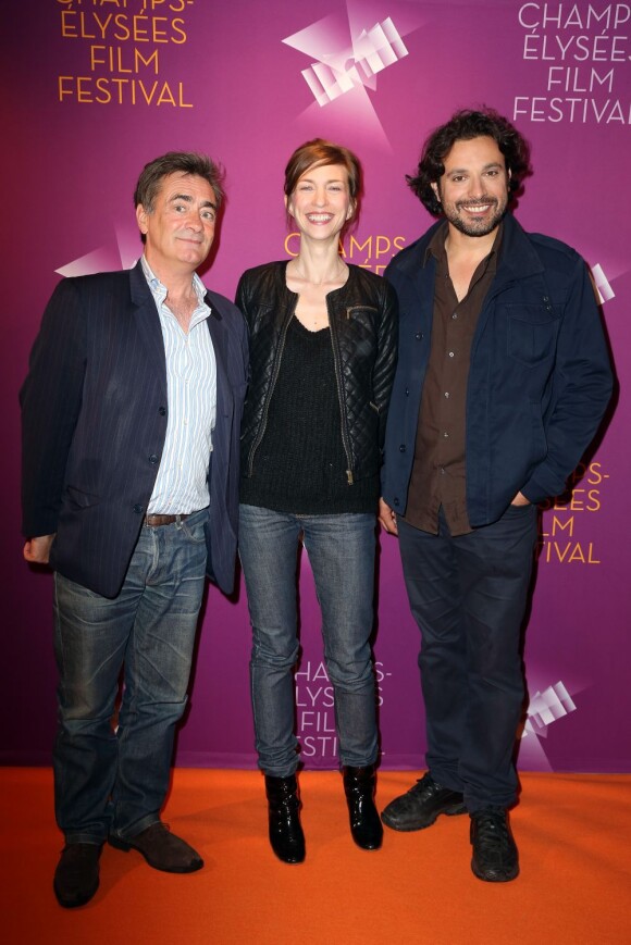 Artus de Penguern, Bruno Salomone et Natacha Lindiger lors de la présentation du film La Clinique de l'amour à Paris le 10 juin 2012