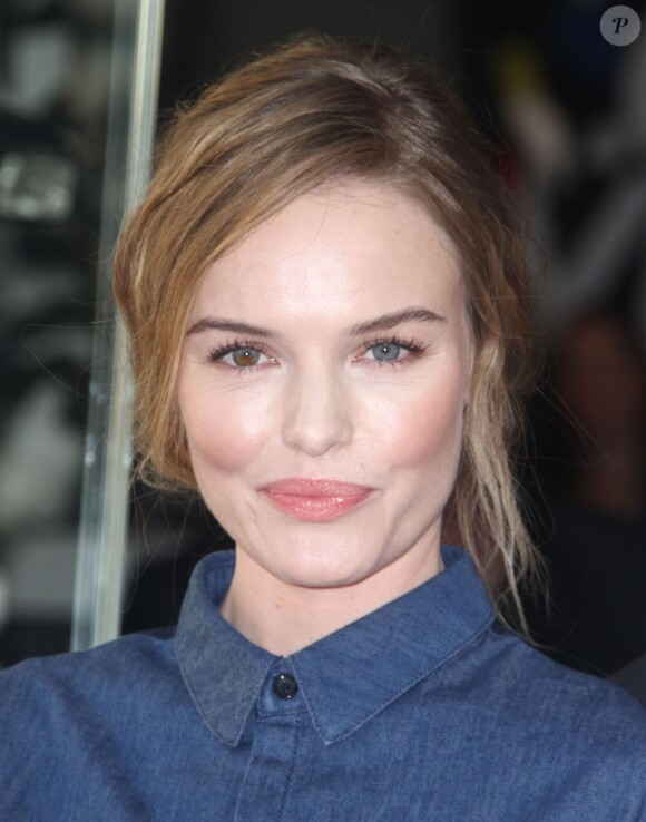 Kate Bosworth lors de l'ouverture de la boutique Topshop au centre commercial The Grove à Los Angeles. Le 14 février 2013.