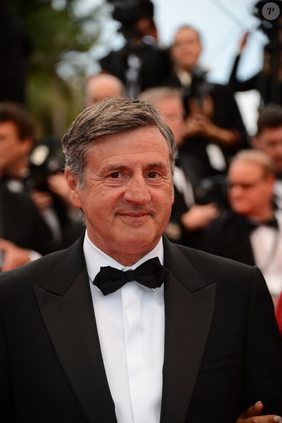 Daniel Auteuil lors de la montée des marches de Jeune Et Jolie, premier film en compétition, au Palais Des Festivals de Cannes, le 16 mai 2013.