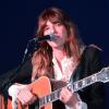 Lou Doillon en concert privé au Grey Goose, carré bleu de Cannes, le 16 mai 2013.