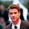 Liam Hemsworth à la montée des marches du film Jimmy P. (Psychotherapie d'un Indien des Plaines) lors du 66e Festival du film de Cannes, le 18 mai 2013. L'acteur était présent pour défendre Hunger Games : L'Embrasement.