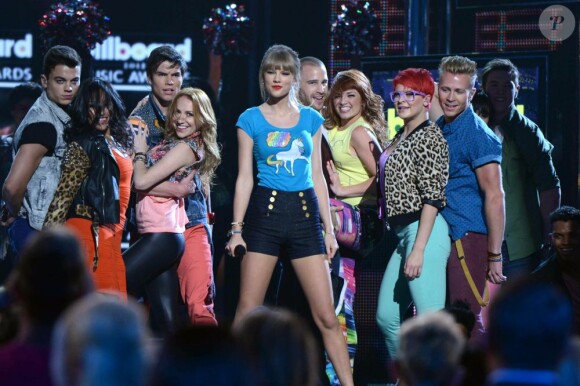 Taylor Swift sur la scène des Billboard Music Awards à Las Vegas, le 19 mai 2013.
