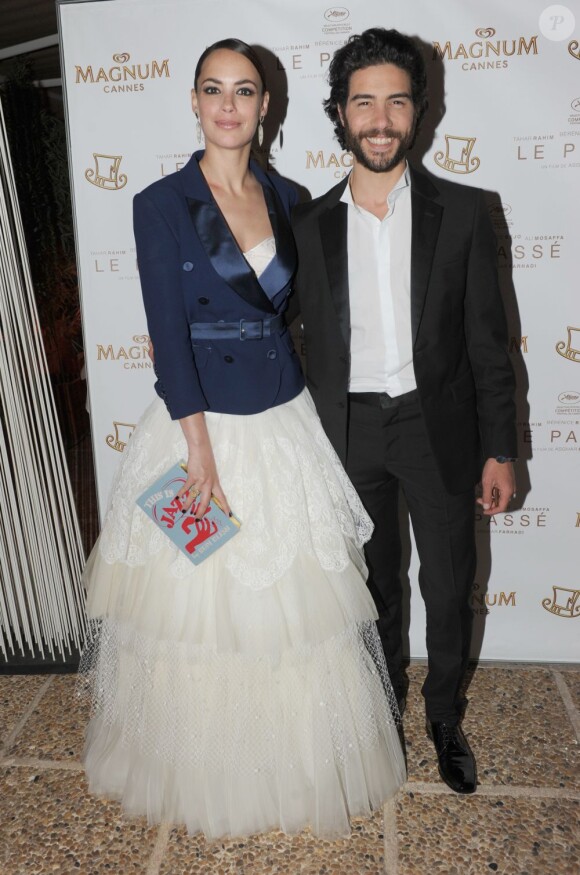 Exclusif - Bérénice Bejo et son partenaire Tahar Rahim lors de la soirée Magnum qui s'est déroulée après la présentation du film Le Passé au Festival de Cannes le 17 mai 2013