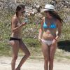Exclusif - Tallulah Willis et sa copine sur la plage de Cabo San Lucas, le 12 mai 2013.