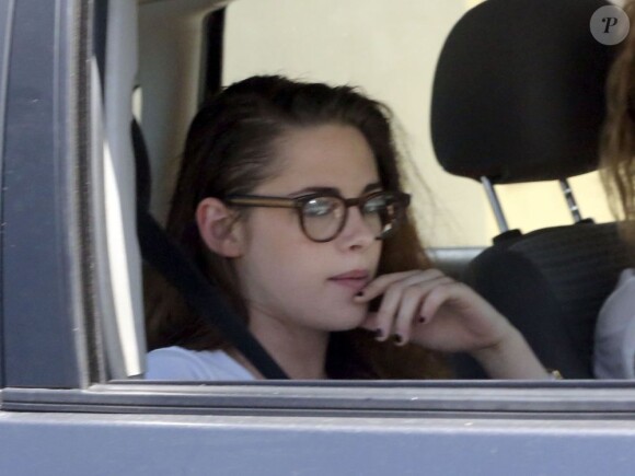 Kristen Stewart passe un après-midi avec une amie à Los Angeles, le 20 mai 2013.